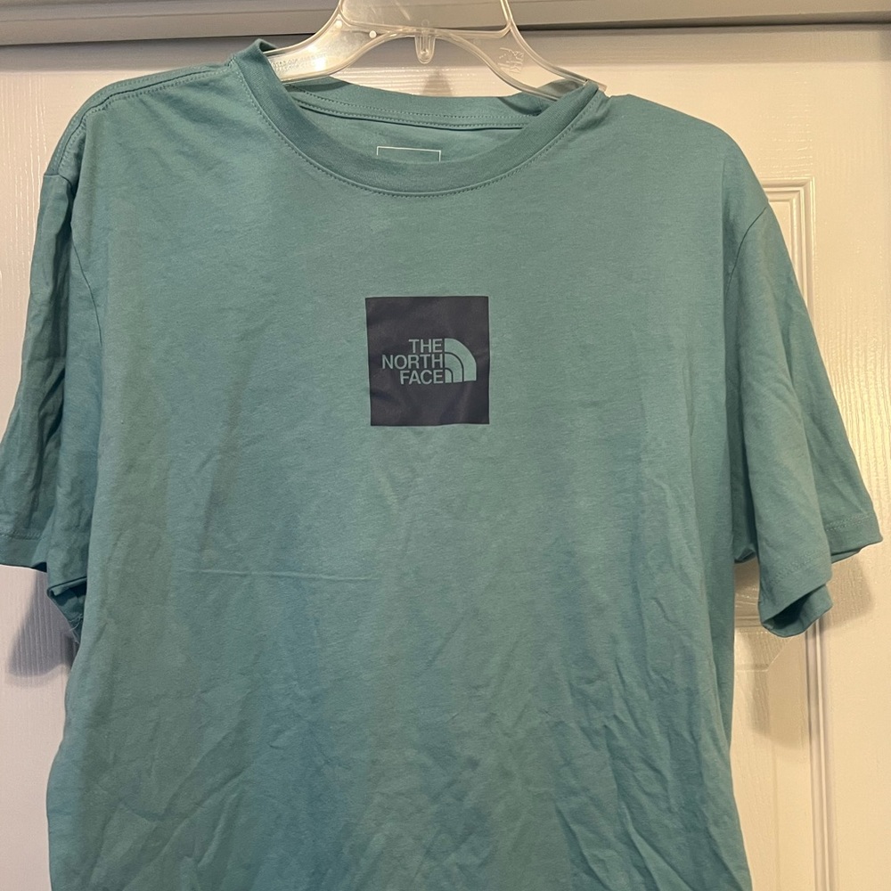 The North Face shirt sz large